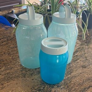 Tupperware Aqua and Teal Canister Trio